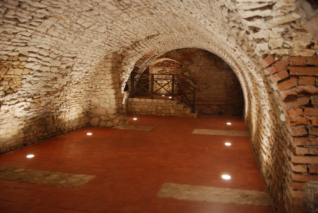 Iluminacja Piwnic Zamku w Siewierzu